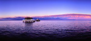 Photo du Bassin d'Arcachon : Les cabanes tchanquées de l'ile aux Oiseaux au coucher du soleil par le photographe Stéphane Scotto