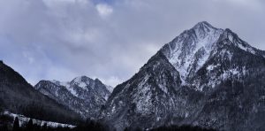 Prise de vue des montagnes de Cauterets dans les Hautes Pyrénées