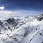 Vue panoramique des Hautes Pyrénées depuis le cirque de Lys