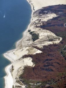 photo aérienne des incendies de la forêt de la Teste de Buch