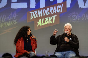 Le Capitaine Paul Watson et Lamya Essemlali